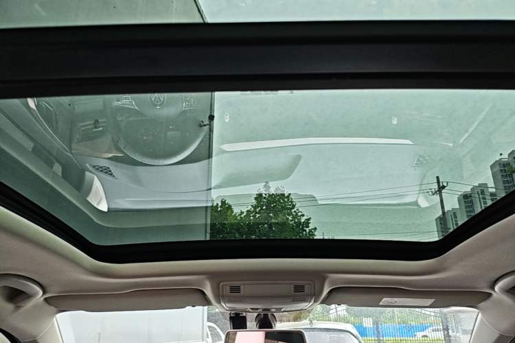 Used Volkswagen Tharu 2021 280TSI Two-Wheel-Drive Luxury Plus Edition Headliner