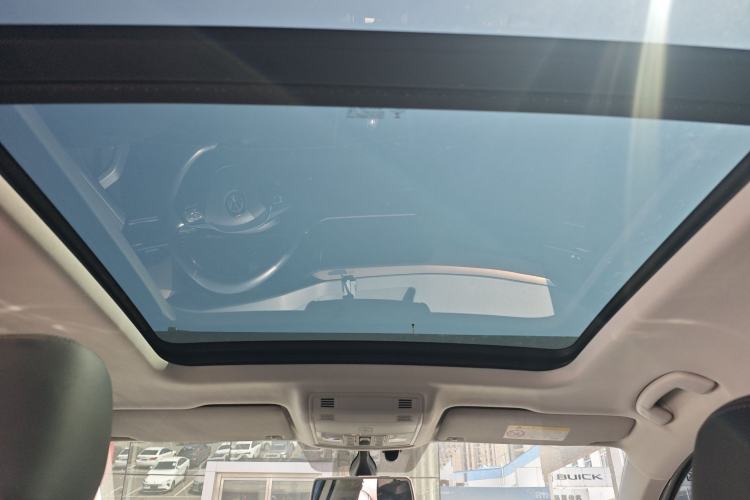 Used Volkswagen Tharu 2021 280TSI Two-Wheel-Drive Luxury Plus Edition Headliner