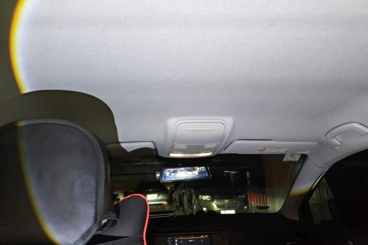 Used Volkswagen Tharu 2021 280TSI Two-Wheel Drive Trend Edition Headliner