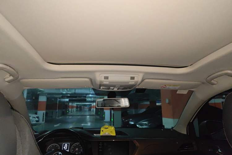 Used Volkswagen Tharu 2021 280TSI Two-Wheel Drive Comfort Edition Headliner