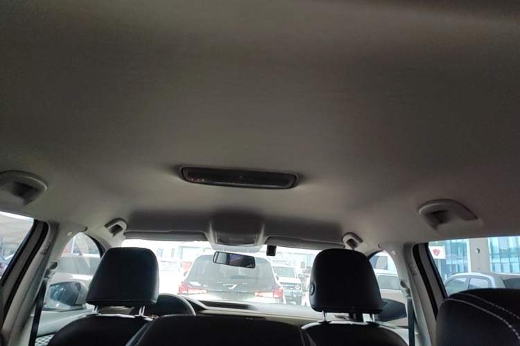 Used Volkswagen Tharu 2021 280TSI Two-Wheel Drive Trend Edition Headliner