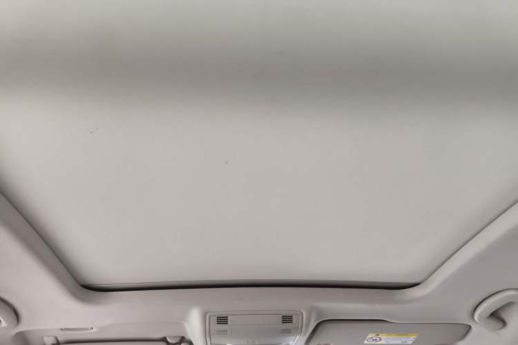 Used Volkswagen Tharu 2021 280TSI Two-Wheel-Drive Luxury Plus Edition Headliner