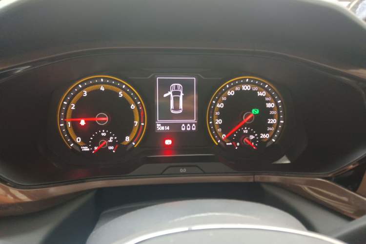 Used Volkswagen Tharu 2021 280TSI Two-Wheel-Drive Luxury Plus Edition Instrument Cluster