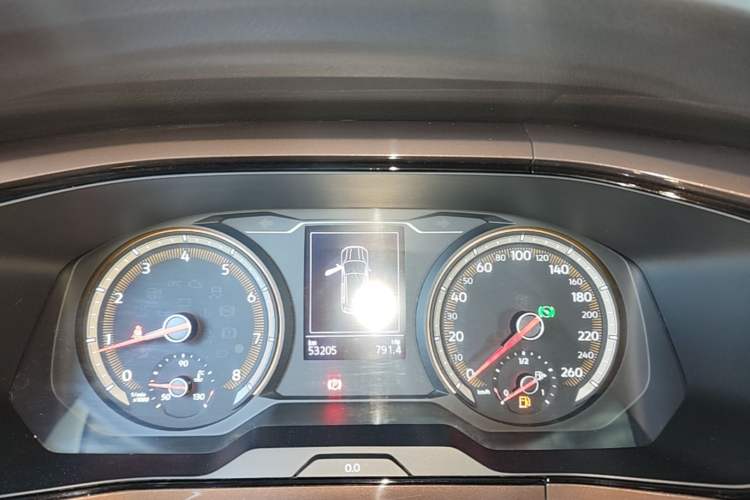 Used Volkswagen Tharu 2021 280TSI Two-Wheel-Drive Luxury Plus Edition Instrument Cluster