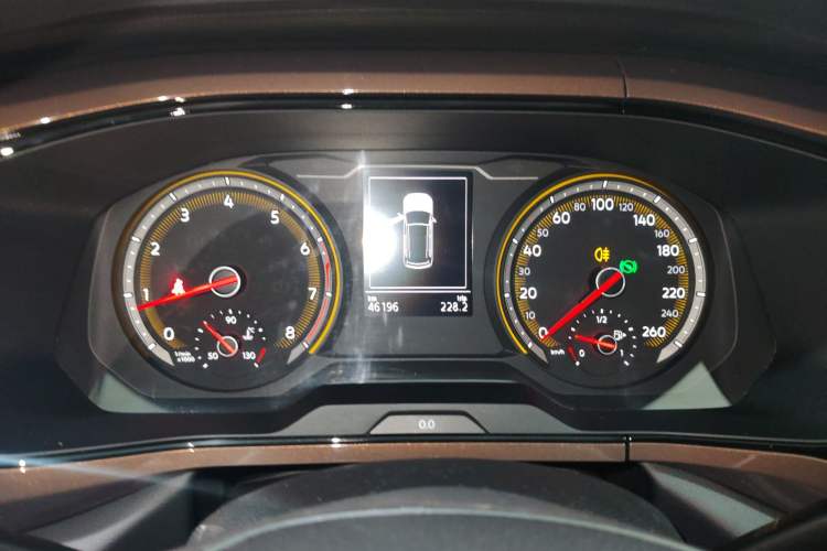 Used Volkswagen Tharu 2021 330TSI All-Wheel Drive Luxury PLUS Version Instrument Cluster