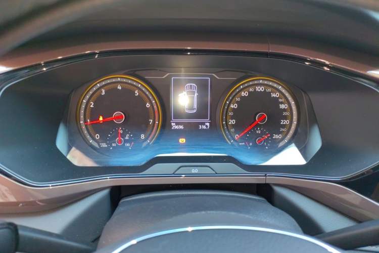 Used Volkswagen Tharu 2021 280TSI Two-Wheel-Drive Luxury Plus Edition Instrument Cluster