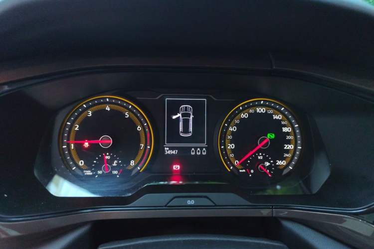 Used Volkswagen Tharu 2021 280TSI Two-Wheel-Drive Luxury Plus Edition Instrument Cluster