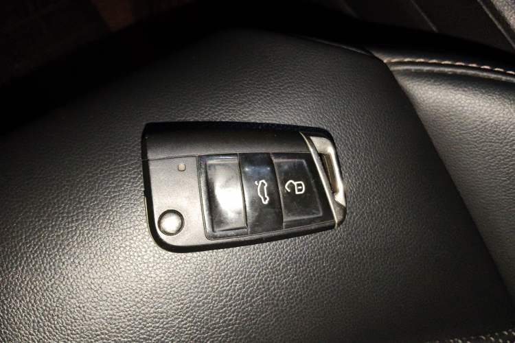 Used Volkswagen Tharu 2021 280TSI Two-Wheel-Drive Luxury Plus Edition Interior 1