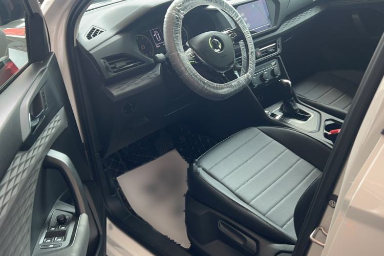 Used Volkswagen Tharu 2021 280TSI Two-Wheel Drive Trend Edition Interior 1