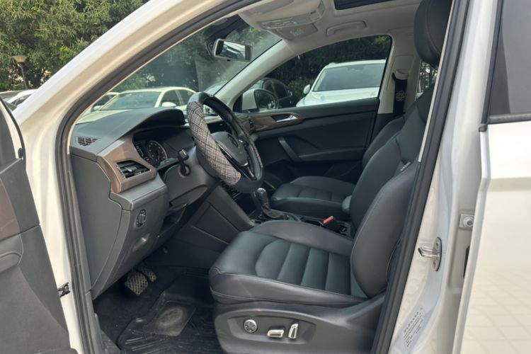 Used Volkswagen Tharu 2021 280TSI Two-Wheel Drive Comfort Edition Interior 2