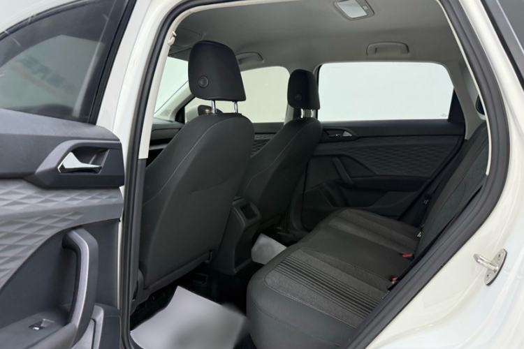 Used Volkswagen Tharu 2021 280TSI Two-Wheel Drive Trend Edition Interior 3