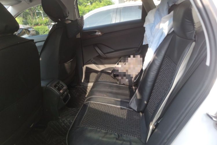 Used Volkswagen Tharu 2021 280TSI Two-Wheel-Drive Luxury Plus Edition Interior 4