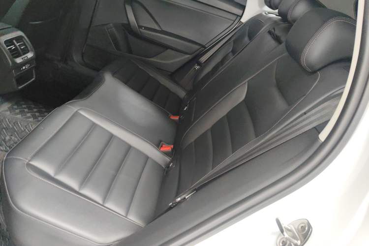 Used Volkswagen Tharu 2021 280TSI Two-Wheel Drive Comfort Edition Interior 4