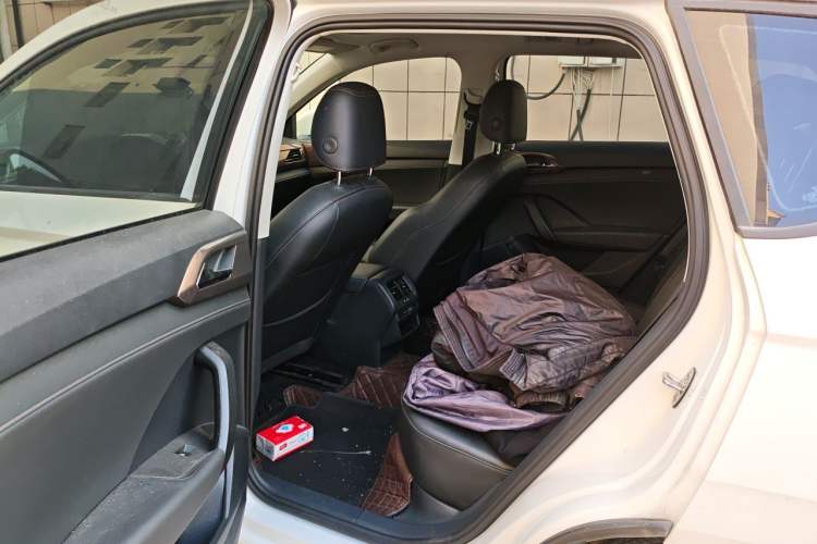 Used Volkswagen Tharu 2021 280TSI Two-Wheel Drive Comfort Edition Interior 4