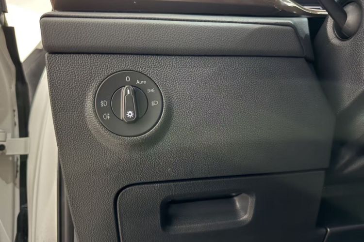 Used Volkswagen Tharu 2021 280TSI Two-Wheel Drive Comfort Edition Interior 7
