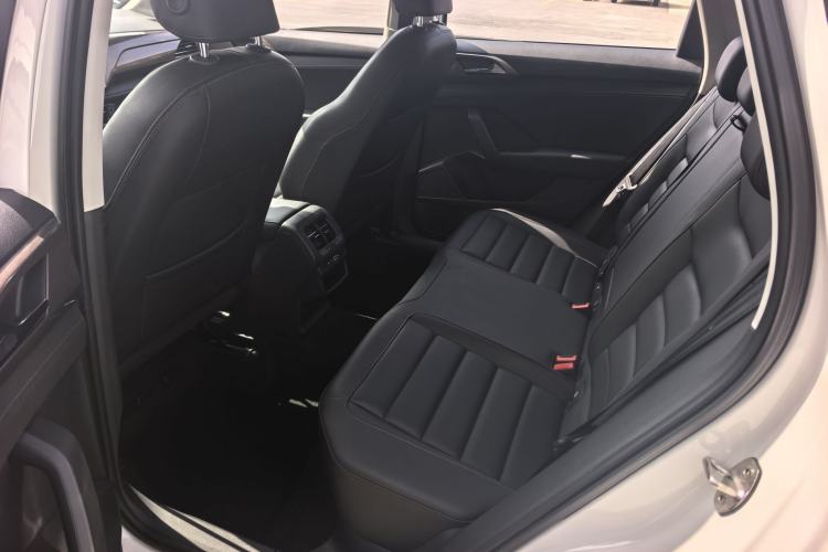 Used Volkswagen Tharu 2021 280TSI Two-Wheel Drive Comfort Edition Interior 9