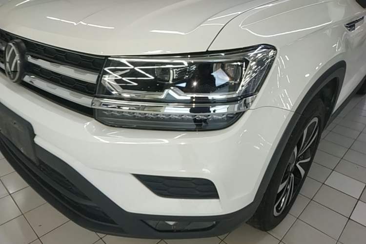 Used Volkswagen Tharu 2021 280TSI Two-Wheel-Drive Luxury Plus Edition Left Front Headlight