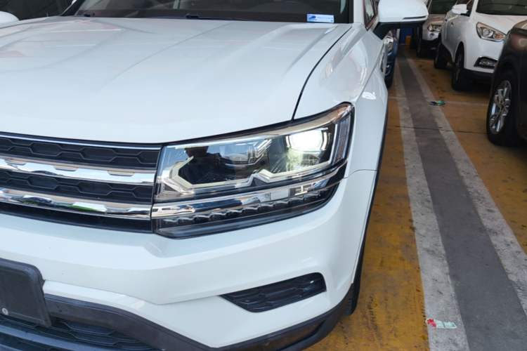 Used Volkswagen Tharu 2021 280TSI Two-Wheel-Drive Luxury Plus Edition Left Front Headlight