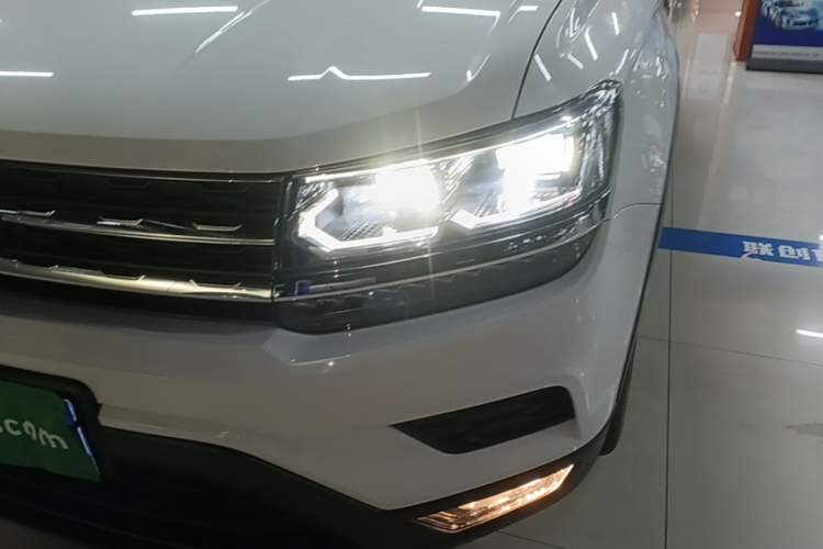 Used Volkswagen Tharu 2021 280TSI Two-Wheel-Drive Luxury Plus Edition Left Front Headlight