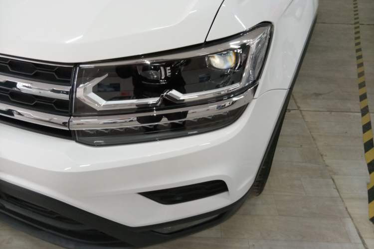Used Volkswagen Tharu 2021 280TSI Two-Wheel-Drive Luxury Plus Edition Left Front Headlight