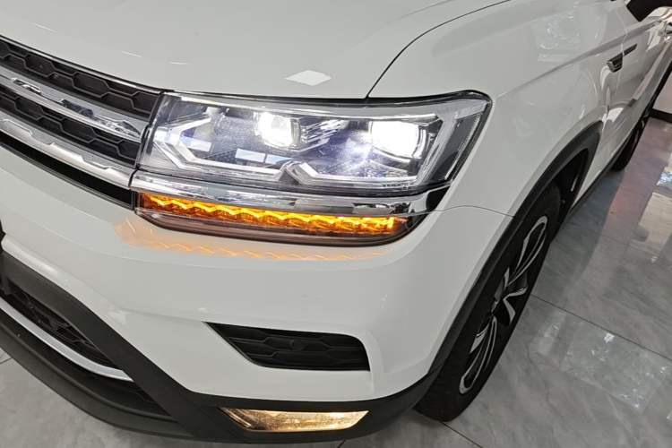 Used Volkswagen Tharu 2021 280TSI Two-Wheel-Drive Luxury Plus Edition Left Front Headlight