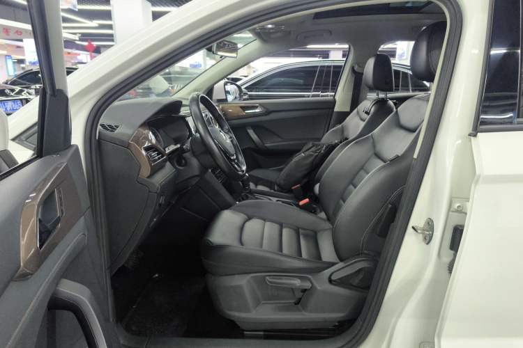 Used Volkswagen Tharu 2021 280TSI Two-Wheel Drive Comfort Edition Left Front Seat