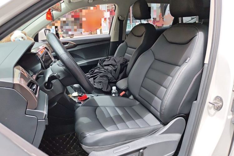 Used Volkswagen Tharu 2021 330TSI All-Wheel Drive Luxury PLUS Version Left Front Seat