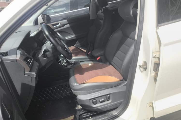 Used Volkswagen Tharu 2021 280TSI Two-Wheel-Drive Luxury Plus Edition Left Front Seat