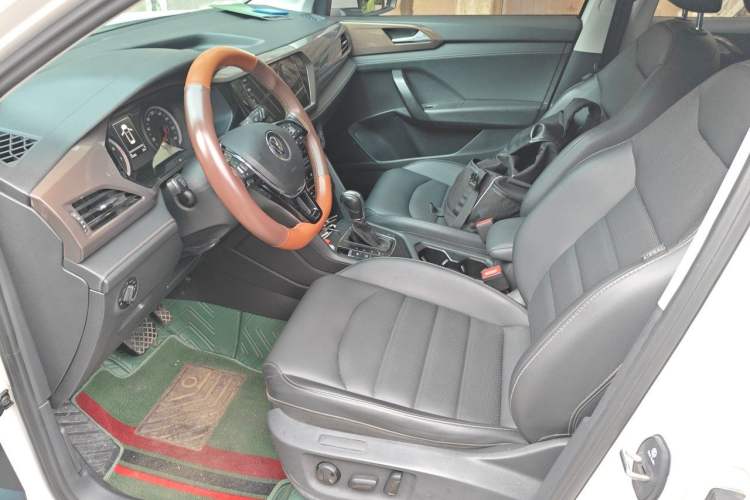 Used Volkswagen Tharu 2021 280TSI Two-Wheel-Drive Luxury Plus Edition Left Front Seat