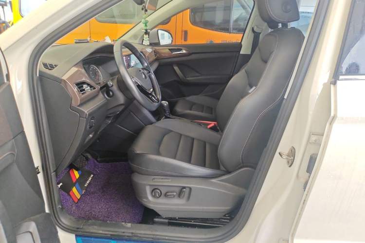 Used Volkswagen Tharu 2021 280TSI Two-Wheel-Drive Luxury Plus Edition Left Front Seat