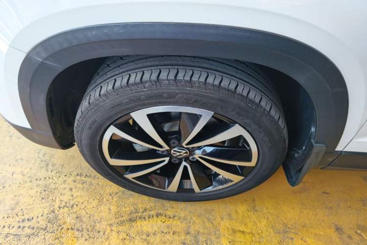 Used Volkswagen Tharu 2021 280TSI Two-Wheel-Drive Luxury Plus Edition Left Front Wheel Hub