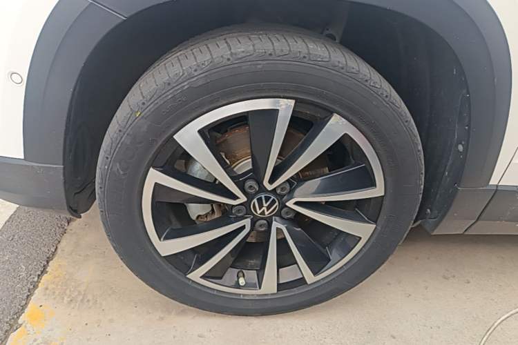Used Volkswagen Tharu 2021 330TSI Four-Wheel Drive Flagship Edition Left Front Wheel Hub