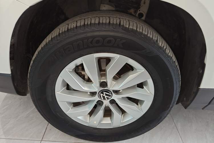 Used Volkswagen Tharu 2021 280TSI Two-Wheel Drive Trend Edition Left Front Wheel Hub