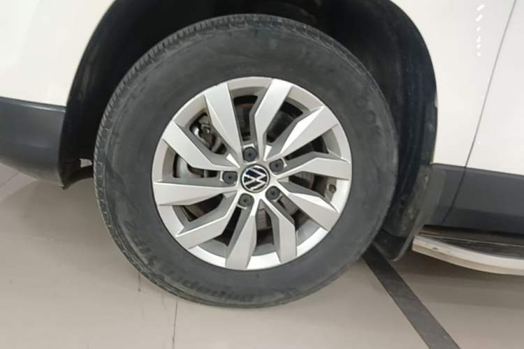 Used Volkswagen Tharu 2021 280TSI Two-Wheel Drive Trend Edition Left Front Wheel Hub