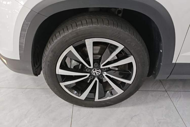 Used Volkswagen Tharu 2021 280TSI Two-Wheel-Drive Luxury Plus Edition Left Front Wheel Hub