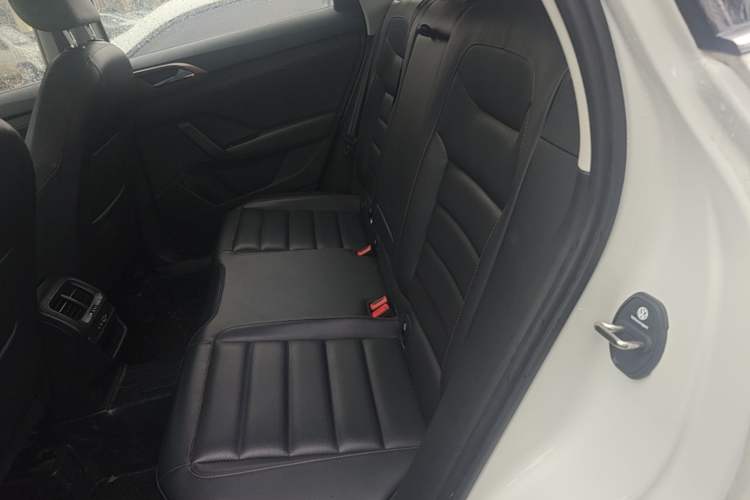 Used Volkswagen Tharu 2021 280TSI Two-Wheel-Drive Luxury Plus Edition Left Rear Seat