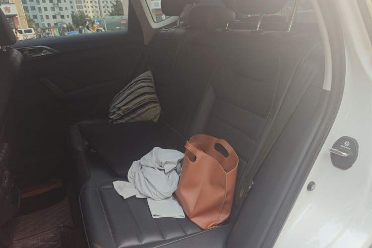 Used Volkswagen Tharu 2021 280TSI Two-Wheel-Drive Luxury Plus Edition Left Rear Seat