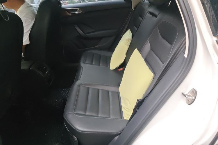 Used Volkswagen Tharu 2021 280TSI Two-Wheel-Drive Luxury Plus Edition Left Rear Seat
