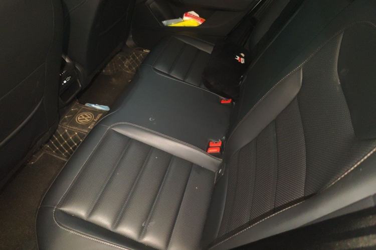 Used Volkswagen Tharu 2021 280TSI Two-Wheel-Drive Luxury Plus Edition Left Rear Seat