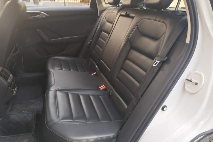Used Volkswagen Tharu 2021 280TSI Two-Wheel-Drive Luxury Plus Edition Left Rear Seat