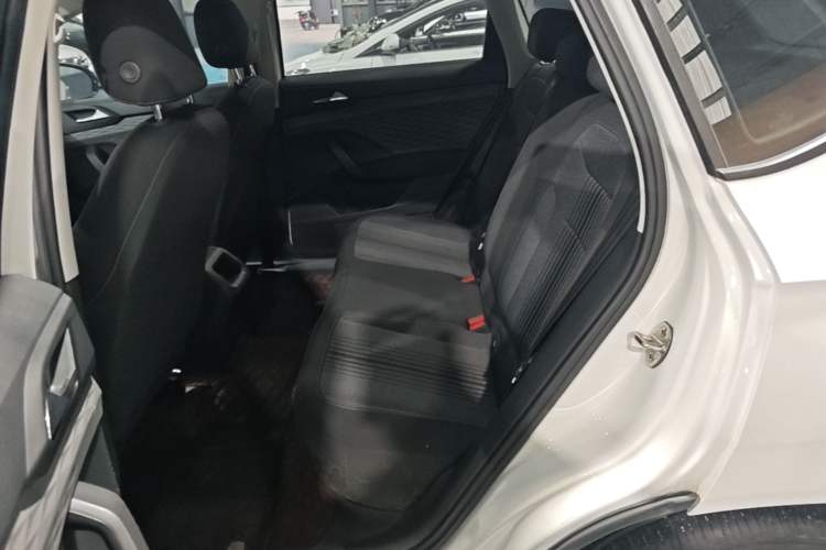 Used Volkswagen Tharu 2021 280TSI Two-Wheel Drive Trend Edition Left Rear Seat