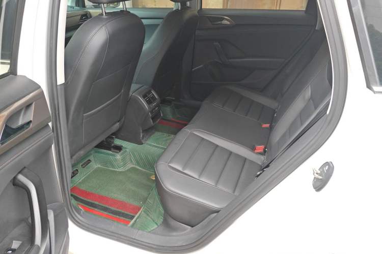 Used Volkswagen Tharu 2021 280TSI Two-Wheel-Drive Luxury Plus Edition Left Rear Seat