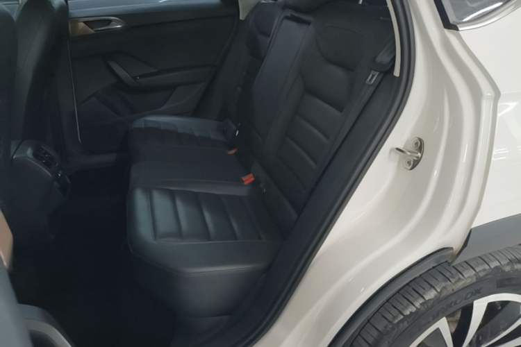 Used Volkswagen Tharu 2021 280TSI Two-Wheel-Drive Luxury Plus Edition Left Rear Seat