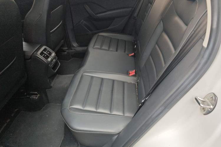 Used Volkswagen Tharu 2021 280TSI Two-Wheel-Drive Luxury Plus Edition Left Rear Seat