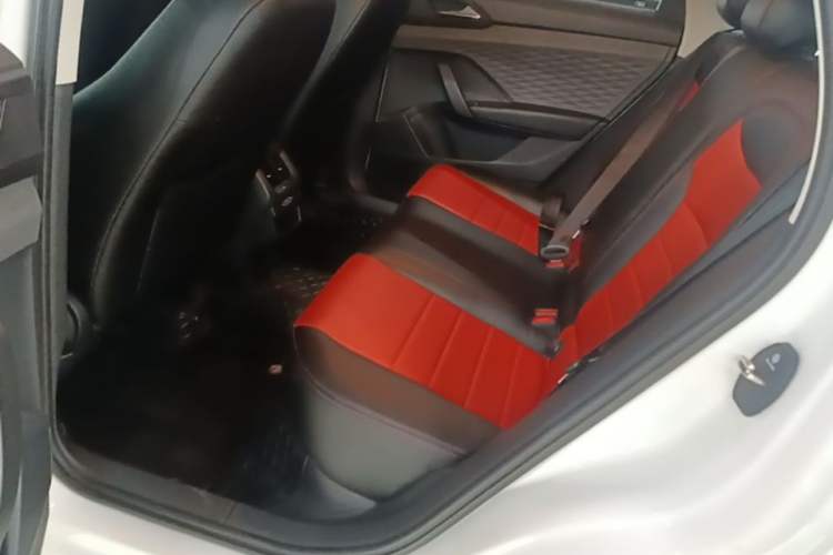 Used Volkswagen Tharu 2021 280TSI Two-Wheel Drive Trend Edition Left Rear Seat
