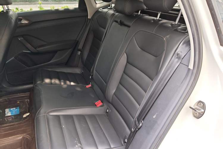 Used Volkswagen Tharu 2021 280TSI Two-Wheel Drive Trend Edition Left Rear Seat