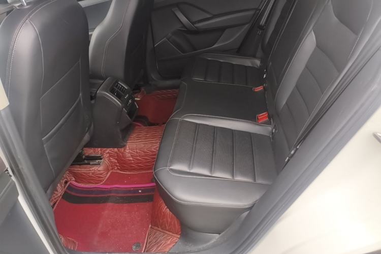 Used Volkswagen Tharu 2021 330TSI Four-Wheel Drive Flagship Edition Left Rear Seat