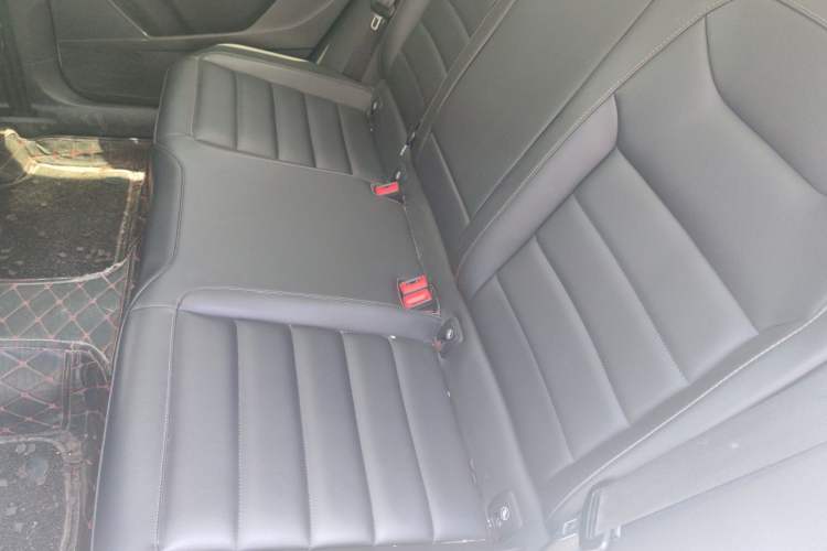Used Volkswagen Tharu 2021 280TSI Two-Wheel-Drive Luxury Edition Left Rear Seat
