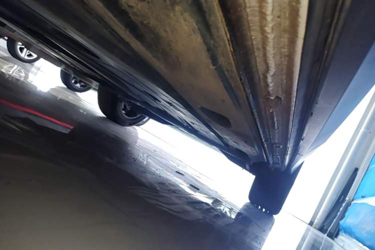 Used Volkswagen Tharu 2021 280TSI Two-Wheel-Drive Luxury Plus Edition Left Side Sill