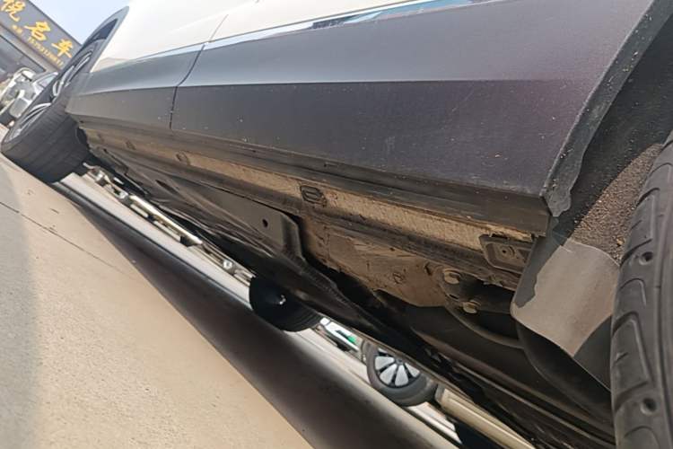 Used Volkswagen Tharu 2021 330TSI Four-Wheel Drive Flagship Edition Left Side Sill